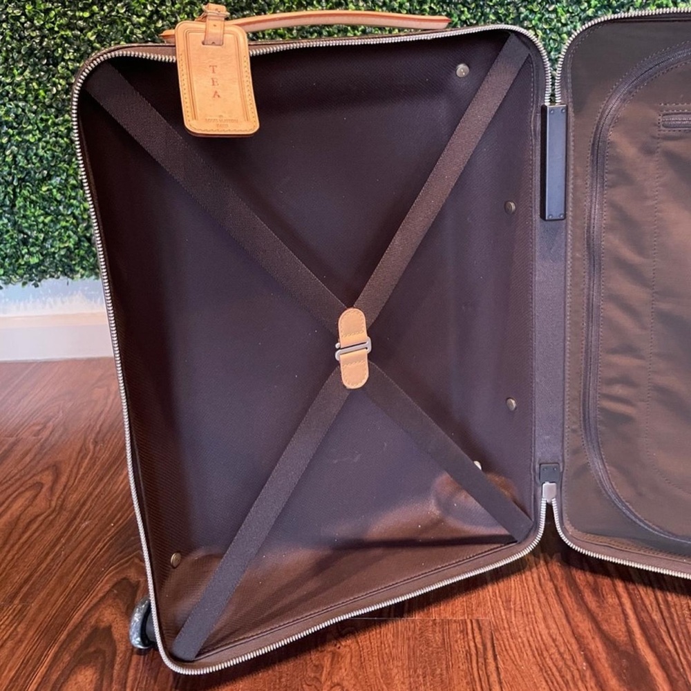 Louis Vuitton Horizon 55 Carry On Luggage - Picture 8 of 10